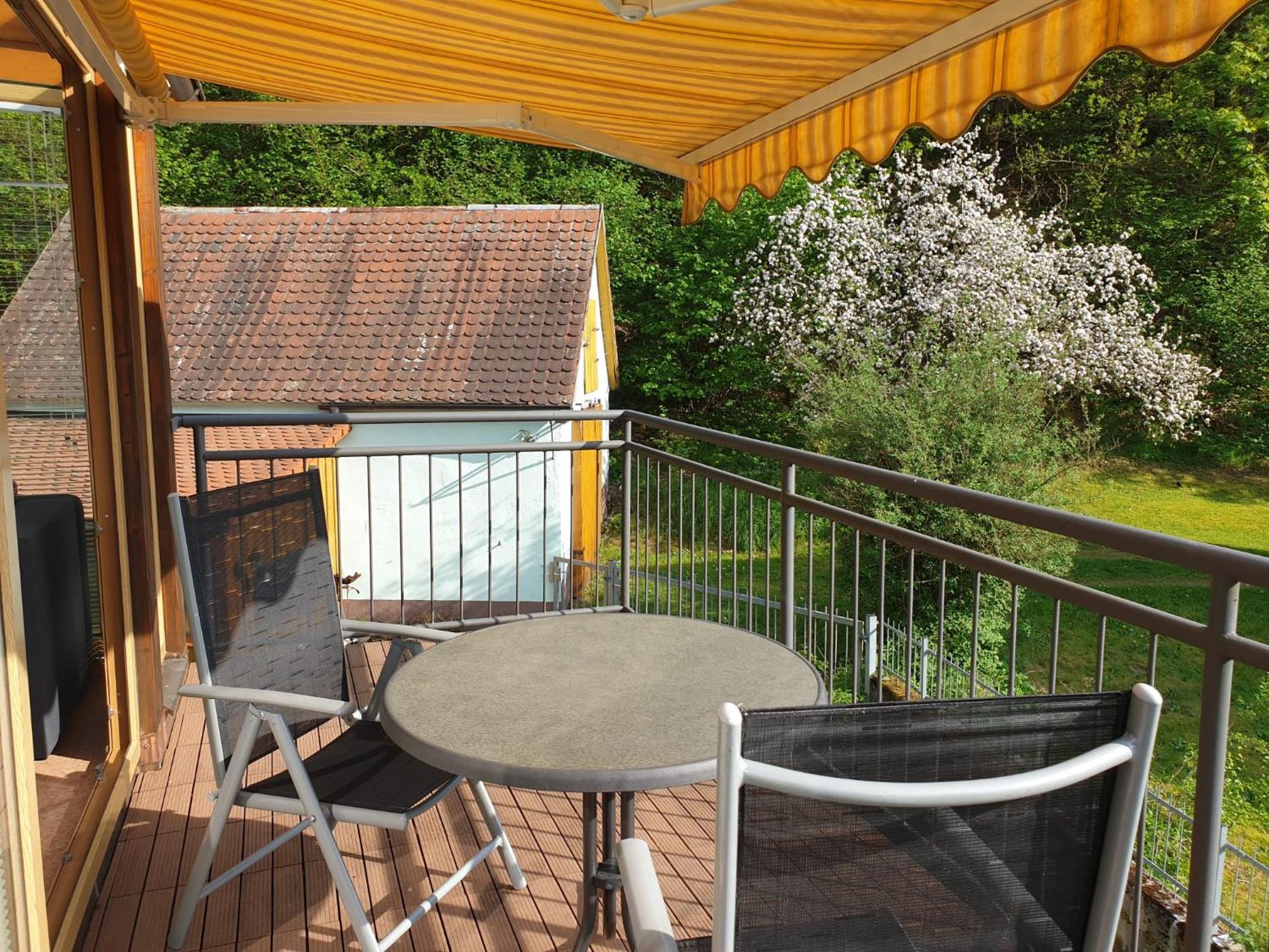 Ferienwohnung Und Sommerhaus Unter Der Burg Falkenberg  Exterior photo